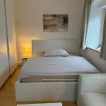 Apartamento Yellow House - 3 Steyr