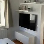 Yellow House - 3 Apartamento Steyr