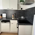 Yellow House - 3 Apartamento