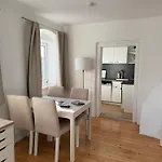 Apartamento Yellow House - 3 Steyr