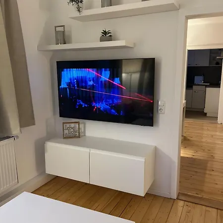 Yellow House - 3 アパート シュタイアー