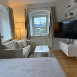 Yellow House - 3 *